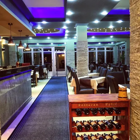 Prenociste & Restoran - Kasic 3*