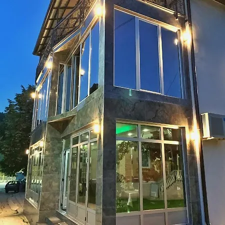 Prenociste & Restoran - Kasic Bed & Breakfast Brodarevo
