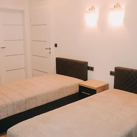 Prenociste & Restoran - Kasic Отель типа 