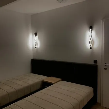 Bed & Breakfast Prenociste & Restoran - Kasic *