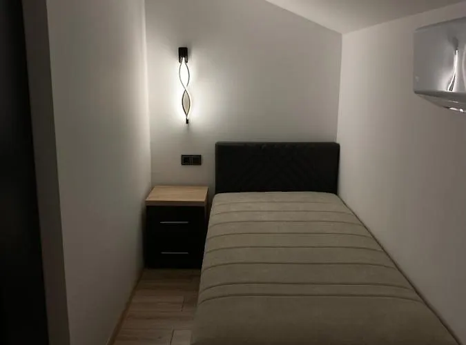 Prenociste & Restoran - Kasic Brodarevo