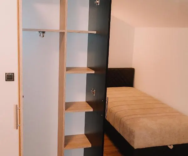 Prenociste & Restoran - Kasic Brodarevo